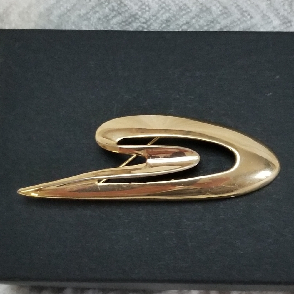 VTG Goldtone Retro pin/brooch